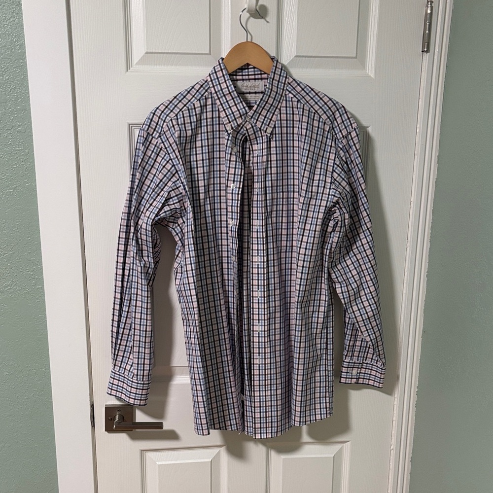 Roundtree & Yorke Multicolor Plaid Button-Down Shirt